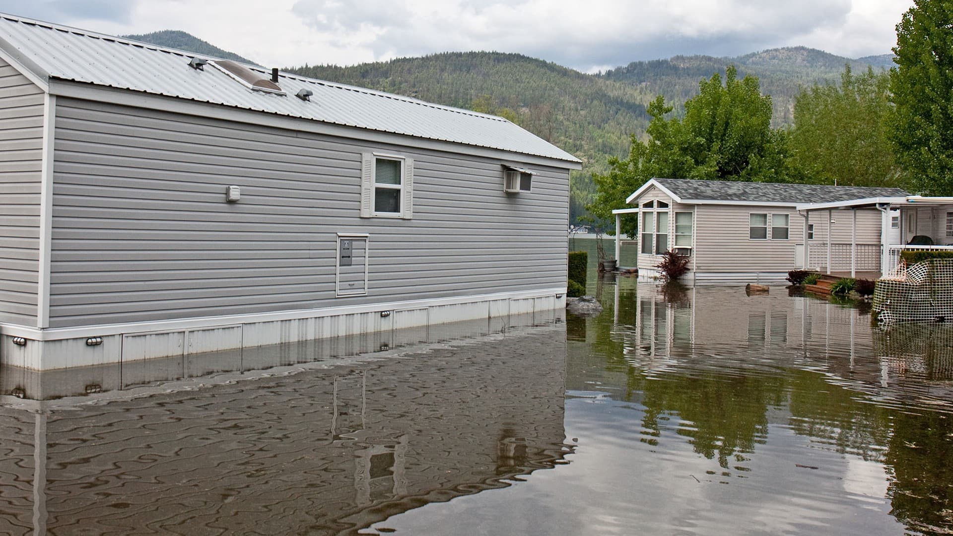 extreme-weather-preparedness-16x9_v2.jpg